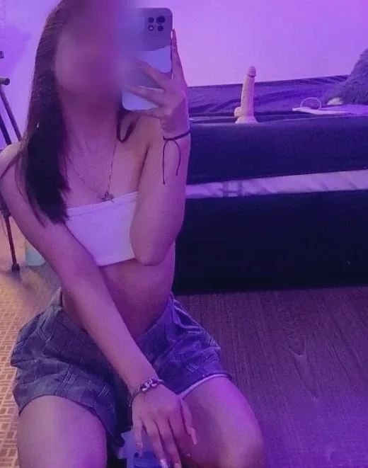 Verena, 23
